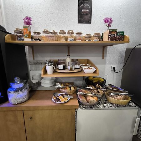 Hotel Le Laury'S Onet-le-Château エクステリア 写真