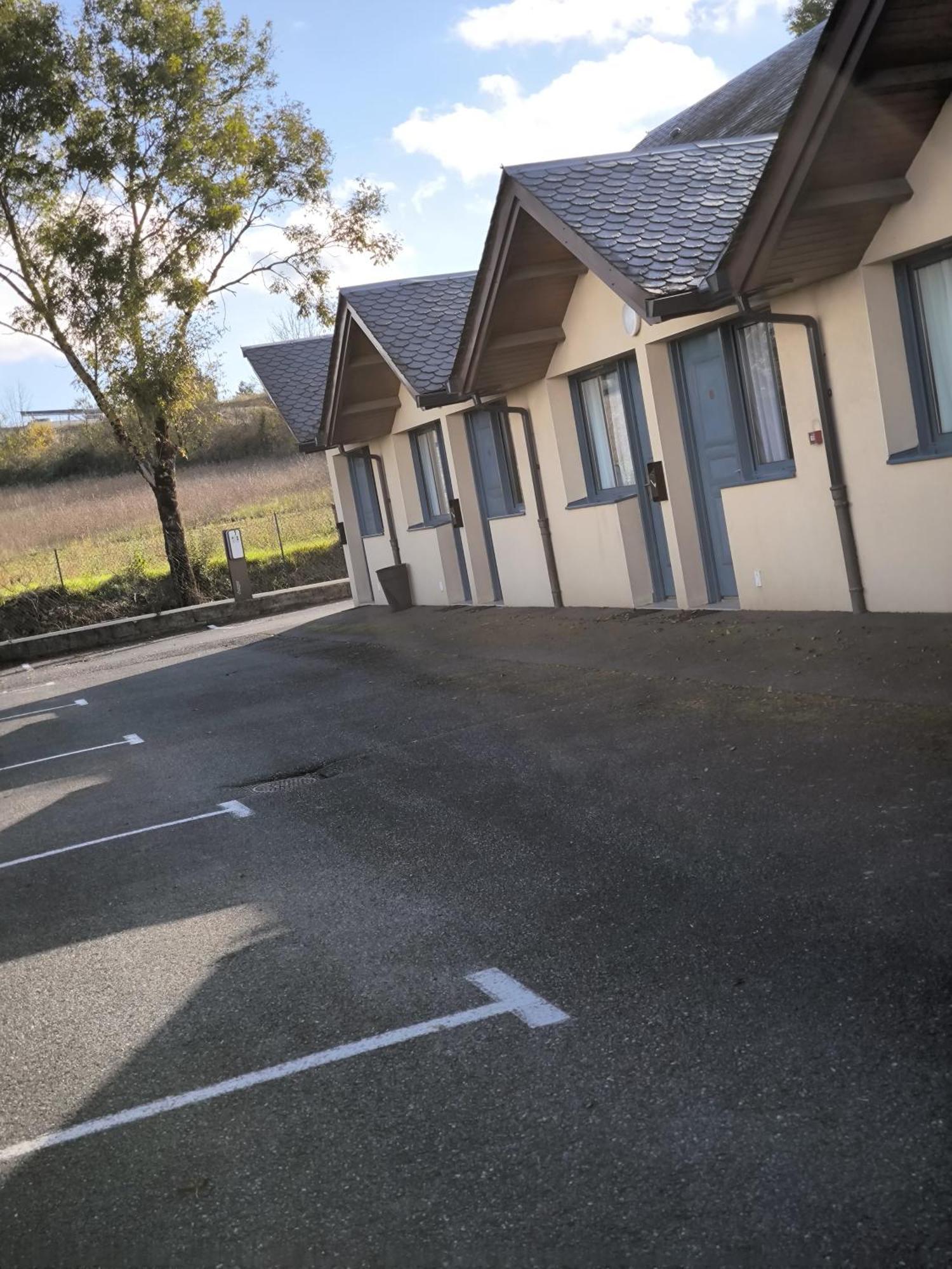 Hotel Le Laury'S Onet-le-Château エクステリア 写真